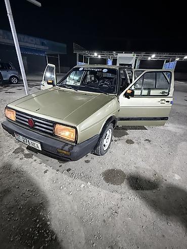 Volkswagen: Volkswagen Jetta: 1987 г., 1.8 л, Механика, Бензин, Седан — 7