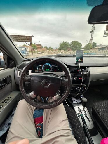 купить машину шевроле: Chevrolet Lacetti: 2008 г., 1.6 л, Автомат, Газ, Седан