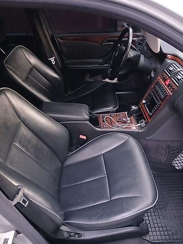 eafc 25: Mercedes-Benz E-Class: 2001 г., Автомат, Бензин, Седан — 6