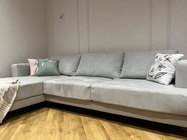 диван белый: Угловой диван, Новый, Набук, С подъемным механизмом, Нераскладной,Нет кредита, Нет доставки