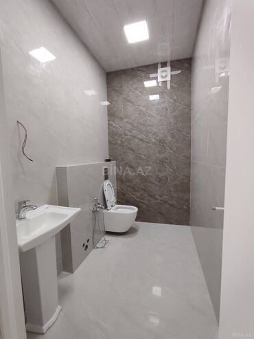 Uzunmüddətli kirayə mənzillər: İcarəyə verilir 3 otaqlı yeni tikili 138 m², Azadlıq Prospekti m. Yeni -da lalafo.az — 6 Uzunmüddətli kirayə mənzillər: İcarəyə verilir 3 otaqlı yeni tikili 138 m², Azadlıq Prospekti m. Yeni — 6