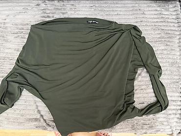 sweatshirt azerbaycan dilinde: Geyimler her biri 3,5,10 azn satilir — 6