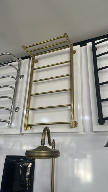 Hamam suşilkaları: Divara quraşdırılan, dəsmal qurutmaq üçün nəzərdə tutulmuş xrom -da lalafo.az — 17 Hamam suşilkaları: Divara quraşdırılan, dəsmal qurutmaq üçün nəzərdə tutulmuş xrom — 17