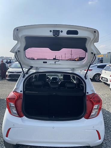 Chevrolet: Chevrolet Spark: 2019 г., 1 л, Вариатор, Бензин, Хэтчбэк — 8