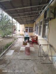 Həyət evləri və villaların satışı: 3 otaqlı, 160 kv. m, Kredit yoxdur, Orta təmir — 2