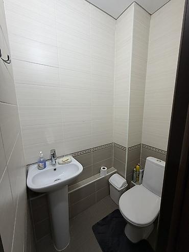 106 серия 3 ком: 3 комнаты, 80 м², 10 мкр 106 серия, 7 этаж, Евроремонт — 2
