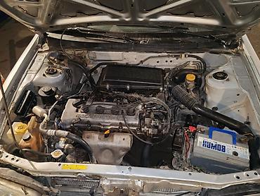 Nissan: Nissan Sunny: 1.4 l | 1999 il Sedan — 2