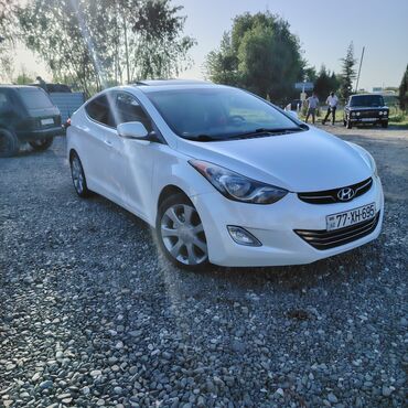 опел зафира б: Hyundai Elantra: 1.8 l | 2011 il Sedan