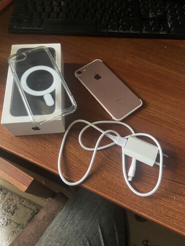 apple 4s: IPhone 7, 32 GB, Rose Gold, Barmaq izi