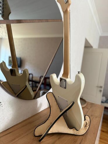 Elektro gitaralar: Yenidir.istifadə olunmayib -da lalafo.az — 4 Elektro gitaralar: Yenidir.istifadə olunmayib — 4