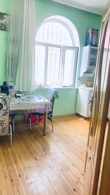 Köhnə tikili: Gəncə, 3 otaqlı, Köhnə tikili, 7 kv. m — 12