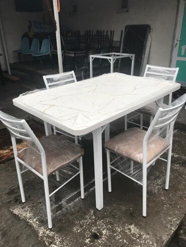 Стулья для кафе, ресторанов: Продаю стуля металлическая. Темир стулдар сатылат. Железные стуля — 10