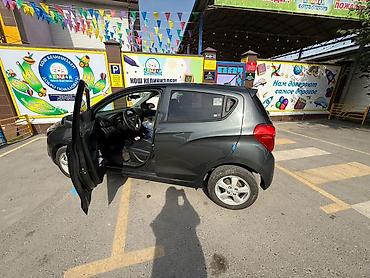 Chevrolet: Chevrolet Spark: 2017 г., Бензин, Хэтчбэк — 5
