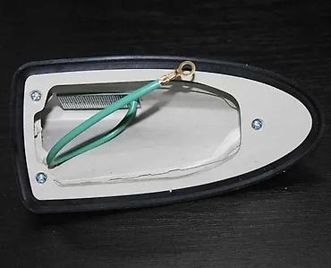 Tuning oprema: Auto antena “shark fin” (ajkulina peraja) - Tip: dekorativna/AM-FM — 4