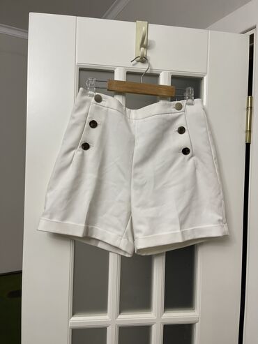 белые шорты: Юбка-шорты, S (EU 36)