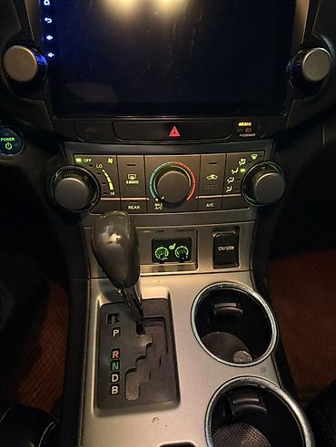 hybrid: Toyota Highlander: 2011 г., 3.5 л, Автомат, Гибрид, Кроссовер — 10
