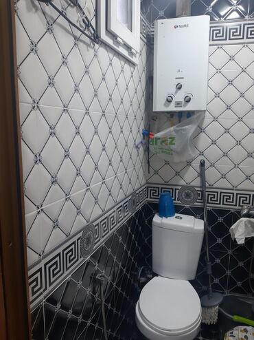 Uzunmüddətli kirayə mənzillər: Ev satlir Bayil Dünya Market yani 1 Otaq Yola 20 deq yaxin 50000azn — 6