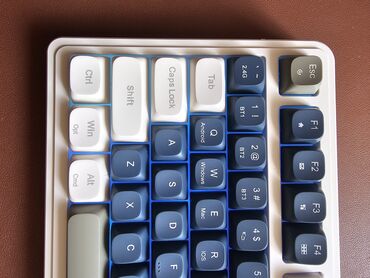 Клавиатуры: Клавиатура, Aula, Мембранная, Bluetooth подключение, Размер: 80% — 4
