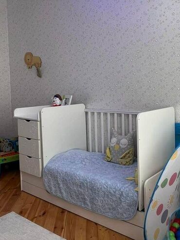 журнальный столик трансформер: Для девочки и мальчика, Кровать