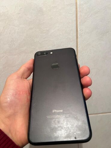 телефон w: IPhone 7 Plus, Колдонулган, 128 ГБ, Кара, 100 %