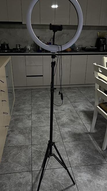 pultu: LED halqa işıq dəsti – stativli - Böyük diametrli LED halqa işıq — 3