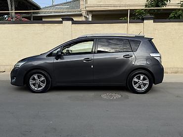 ccc bmw: Toyota Verso: 2013 г., 1.8 л, Автомат, Бензин, Минивэн — 3