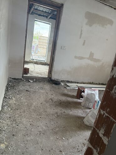 Həyət evləri və villaların satışı: 2 otaqlı, 50 kv. m, Yeni təmirli