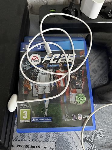 ps plus: Игровая консоль Sony PlayStation 4 Pro с 2 геймападами И 2 играми ufc — 3