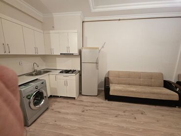 Otaqların satışı: 1 otaqlı mənzil – sanitar qovşağı və balkonlu - Hamam/tualet: duşa — 6