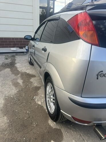 Ford: Ford Focus: 2003 г., 2 л, Автомат, Бензин, Хэтчбэк — 3