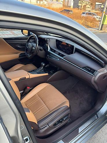 Lexus: Lexus ES: 2019 г., 2.5 л, Гибрид at lalafo.kg — 8 Lexus: Lexus ES: 2019 г., 2.5 л, Гибрид — 8