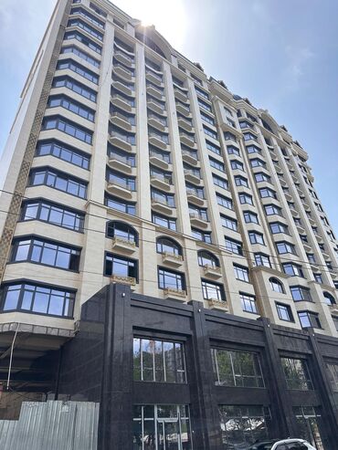 срочно продаётся 1 комнатная квартира в районе ошского рынка по улице кенсуйская: 1 комната, 57 м², Элитка, 16 этаж, ПСО (под самоотделку)