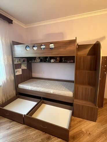 İkimərtəbəli uşaq çarpayıları: Oğlan və qız üçün, İşlənmiş, Çarpayı, Matras ilə, Siyirməli, Laminat — 7