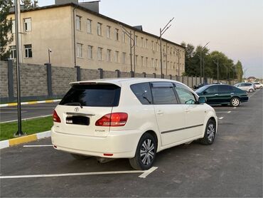 таета фиш: Toyota Ipsum: 2001 г., 2.4 л, Автомат, Бензин, Минивэн