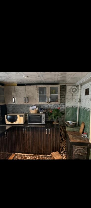 времянку продаю: 55 м², 3 комнаты, Утепленный, Парковка, Сарай