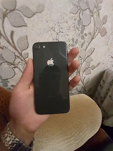 apple magic: IPhone SE, 64 GB, Qara — 1