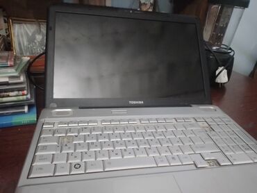 Masaüstü kompüterlər və iş stansiyaları: İşlənmiş Toshiba, 17.3 ", Intel Core i9, 512 GB, Ödənişli çatdırılma