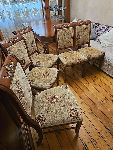 Qonaq otağı dəstləri: Klassik üslubda qonaq otağı mebel dəsti Tərkibi: - Uzadıla bilən — 7