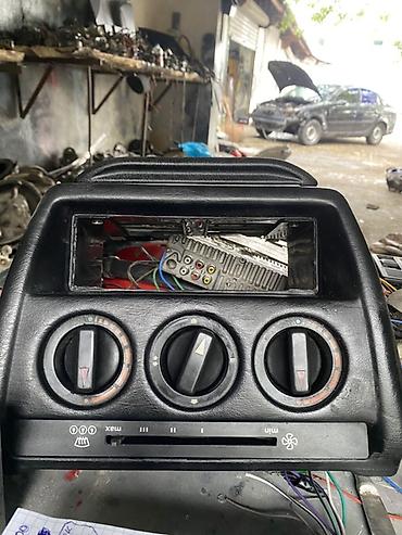 honda civic 2008 ehtiyat hisseleri: Avtomobil üçün mərkəzi konsol paneli – mexaniki iqlim idarəetməsi ilə — 1