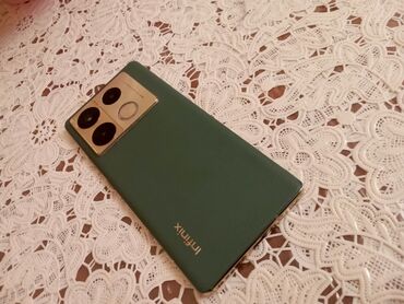 телефон fly evo tech: Infinix Note 40 Pro, 256 GB, rəng - Qara