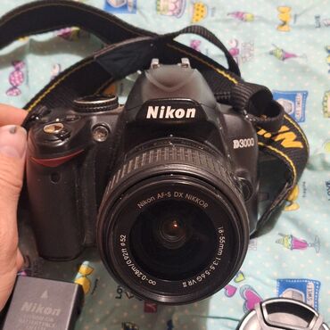 nikon af s: Продам фотокамеру Nikon D3000. в хорошем рабочем состоянии. штатный