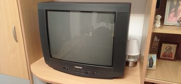 Televizori: Stari tv Samsung 

Ispravan je i izgleda da je nov