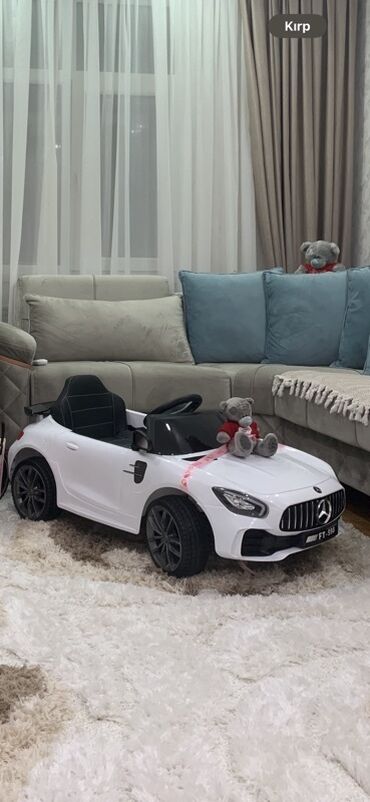 kukla evi: Uşaq üçün elektrikli minik avtomobili – Mercedes-AMG tərzli, ağ rəng