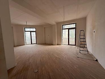ordek yumurtası: Ağ şəhər, 3 otaqlı, Yeni tikili, m. Xətai, 130 kv. m — 3