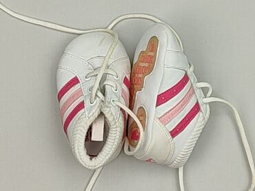 trampki z ćwiekami: Buciki niemowlęce, Adidas, 17, stan - Bardzo dobry