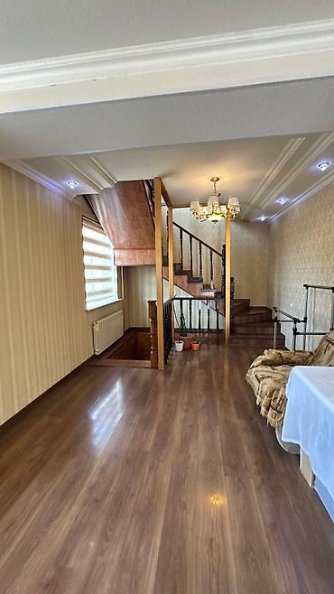 Продажа коттеджей и домов: Продается дом в полицейском городке 220 квадратных метров, 4.4 сотки — 11