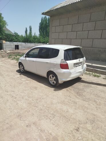 Honda: Honda Fit: 2003 г., 1.3 л, Вариатор, Бензин, Хэтчбэк