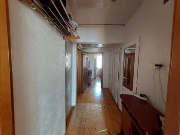 Köhnə tikili: Bakı, Həzi Aslanov qəs., 3 otaqlı, Köhnə tikili, m. Həzi Aslanov, 60 kv. m — 8