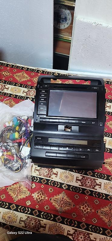 format diski: Toyota Land Cruiser 2009 model üçün multimedia başlıq və iqlim bloklu — 1