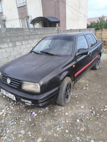 фольксваген поло 3: Volkswagen Vento: 1993 г., 2 л, Механика, Бензин, Седан